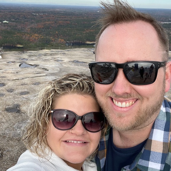 Meet your Posher, Jes - Picture 1 of 1